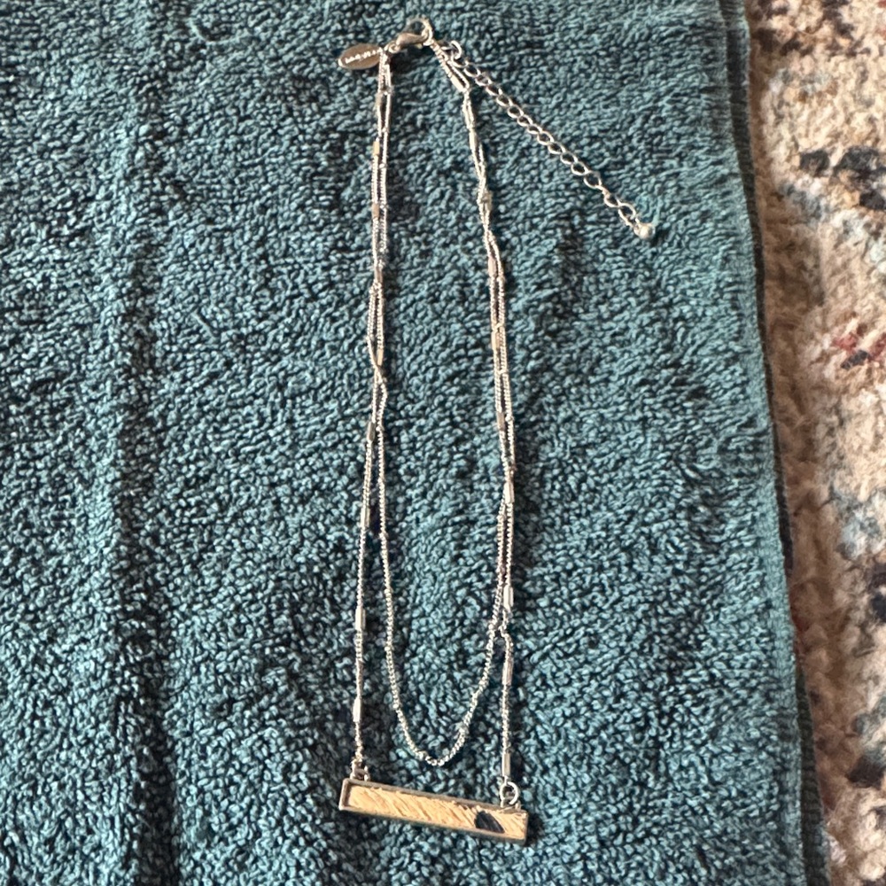 Chic Silver Like  Bar Pendant Necklace